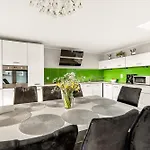 Szafir Apartmán *