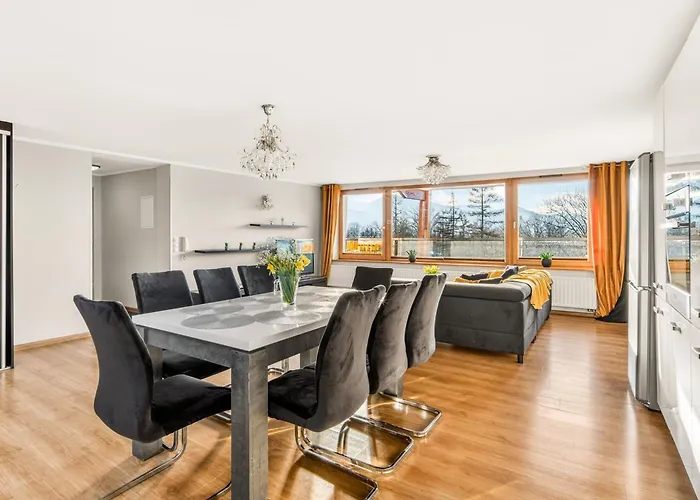 アパート Szafir ザコパネ